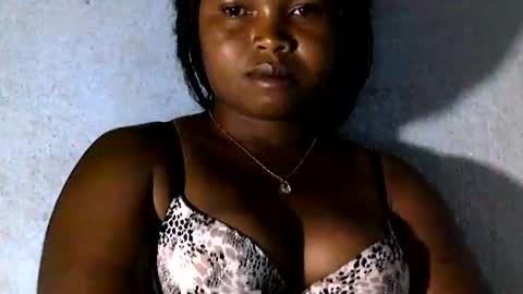 Snapshot of nathy02 chatting on 02-11-25, 01:41 Nathy online show from 02-11-25, 01:41