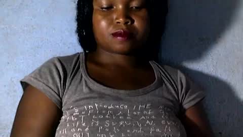 Snapshot of nathy02 chatting on 02-18-25, 03:10 Nathy online show from 02-18-25, 03:10