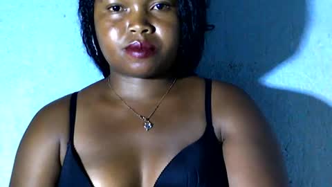 Snapshot of nathy02 chatting on 02-24-25, 08:47 Nathy online show from 02-24-25, 08:47
