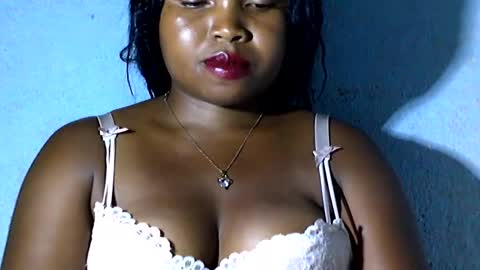 Snapshot of nathy02 chatting on 02-26-25, 06:43 Nathy online show from 02-26-25, 06:43