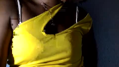 Snapshot of nathy02 chatting on 03-11-25, 08:20 Nathy online show from 03-11-25, 08:20