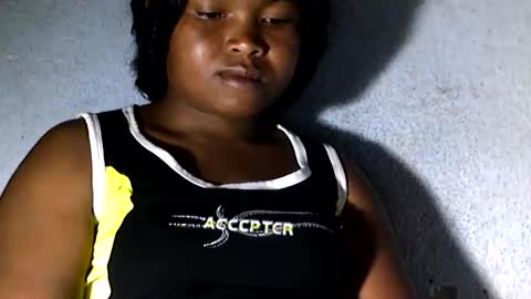 Snapshot of nathy02 chatting on 09-10-25, 12:27 Nathy online show from 09-10-25, 12:27