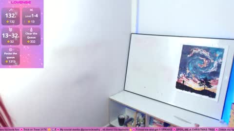 Snapshot of nathy_rock chatting on 10-31-25, 06:31 Nathalia online show from 10-31-25, 06:31