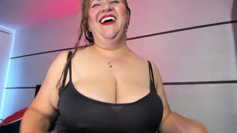 Snapshot of nathylovexx chatting on 06-09-26, 03:56 nathy new independent account online show from 06-09-26, 03:56