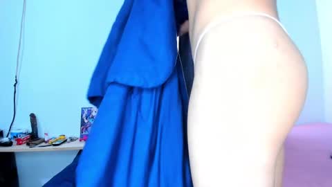 Snapshot of nati_sm chatting on 01-21-25, 12:29 Nati online show from 01-21-25, 12:29