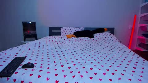 Tisha online show from 11-04-25, 02:38