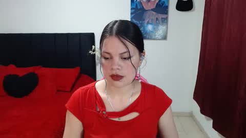 Snapshot of natshaa chatting on 05-04-26, 06:42 IG natsaall online show from 05-04-26, 06:42