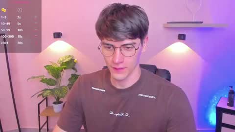 Nathaniel online show from 05-06-26, 11:54