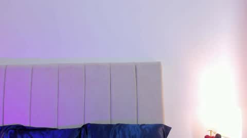 Snapshot of natty_bush chatting on 06-07-26, 08:01 Nathalie online show from 06-07-26, 08:01