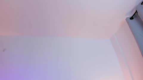 Snapshot of natty_bush chatting on 06-08-26, 01:28 Nathalie online show from 06-08-26, 01:28