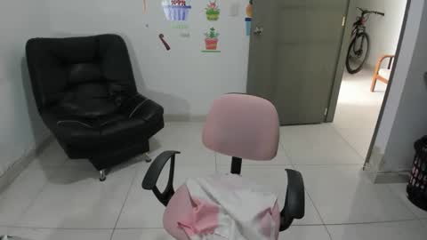 Andrea  online show from 02-15-25, 04:23