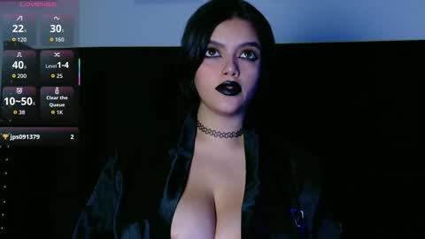 Snapshot of naturaltitss_ chatting on 11-26-25, 07:04 Gwen online show from 11-26-25, 07:04