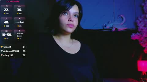 Snapshot of naturaltitss_ chatting on 07-03-26, 07:42 Gwen online show from 07-03-26, 07:42