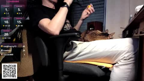 Nature online show from 11-21-25, 09:57