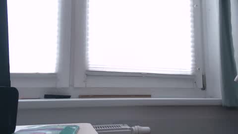 naturista25 online show from 10-12-25, 08:24