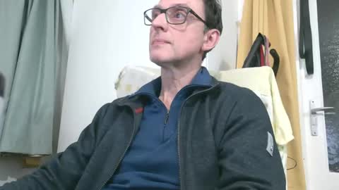 naturista25 online show from 12-16-25, 05:07