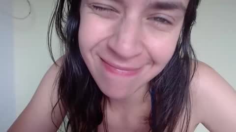 Snapshot of natutalcorps chatting on 09-18-25, 12:18 natutalcorps online show from 09-18-25, 12:18