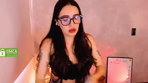 Snapshot of natval_ chatting on 12-07-24, 02:13 Natalia Valeria online show from 12-07-24, 02:13