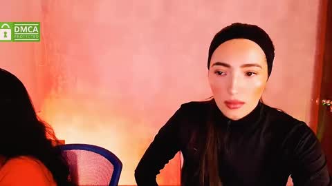 Snapshot of natval_ chatting on 12-14-24, 11:18 Natalia Valeria online show from 12-14-24, 11:18