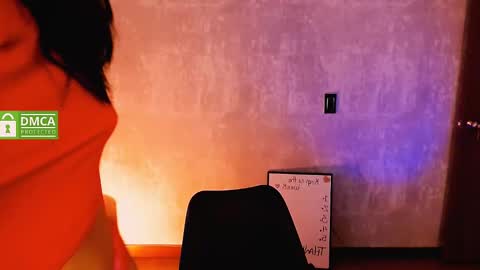 Snapshot of natval_ chatting on 01-21-25, 10:30 Natalia Valeria online show from 01-21-25, 10:30