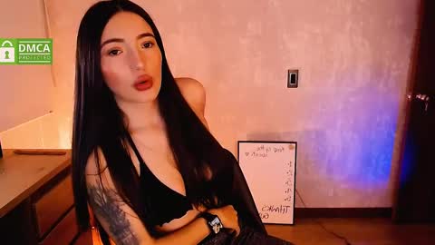 Snapshot of natval_ chatting on 02-04-25, 11:05 Natalia Valeria online show from 02-04-25, 11:05
