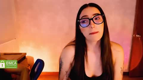 Snapshot of natval_ chatting on 02-06-25, 11:32 Natalia Valeria online show from 02-06-25, 11:32