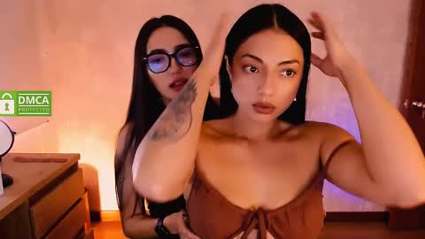 Snapshot of natval_ chatting on 02-11-25, 07:59 Natalia Valeria online show from 02-11-25, 07:59