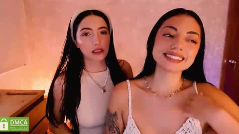 Snapshot of natval_ chatting on 02-17-25, 06:15 Natalia Valeria online show from 02-17-25, 06:15
