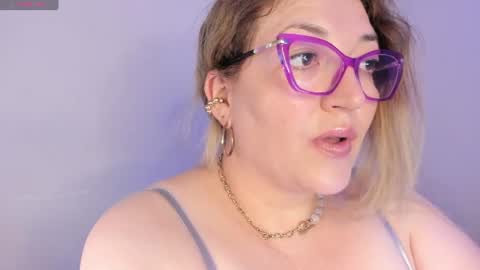 Snapshot of naty__mature_ chatting on 06-20-26, 07:05 Nataly online show from 06-20-26, 07:05