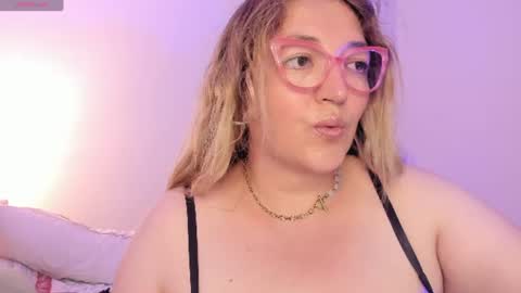 Snapshot of naty__mature_ chatting on 07-11-26, 07:16 Nataly online show from 07-11-26, 07:16