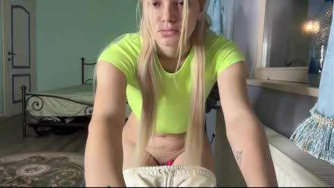 Andreea online show from 12-04-25, 05:17