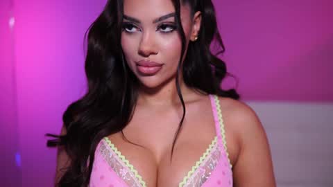 Naty online show from 02-08-25, 10:29