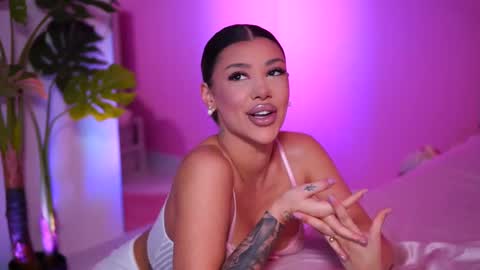 Naty online show from 03-11-25, 05:16