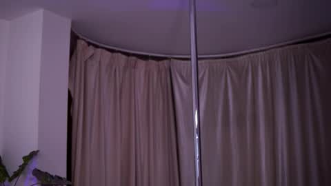 Snapshot of natydesiree chatting on 02-26-26, 08:08 Naty online show from 02-26-26, 08:08