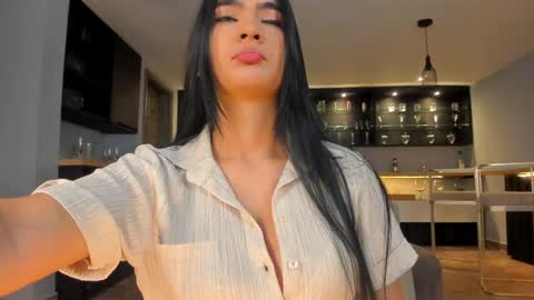 Snapshot of natyferrer chatting on 03-01-25, 10:24 Naty Ferrer online show from 03-01-25, 10:24