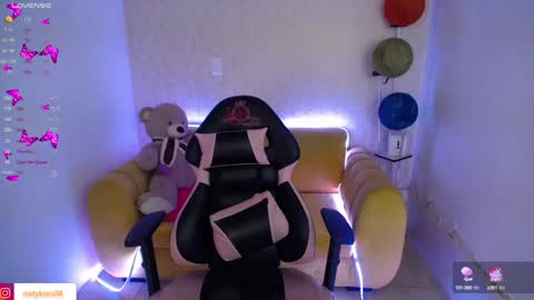 Snapshot of natykors_m_ chatting on 01-22-25, 06:41 Sofia IG Natykors08 online show from 01-22-25, 06:41