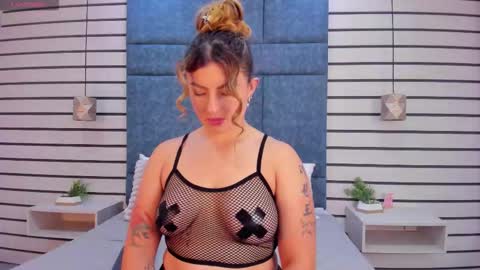 Naty  online show from 11-05-25, 09:26