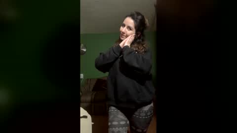 Snapshot of natymia chatting on 01-19-26, 10:19 Natymia online show from 01-19-26, 10:19