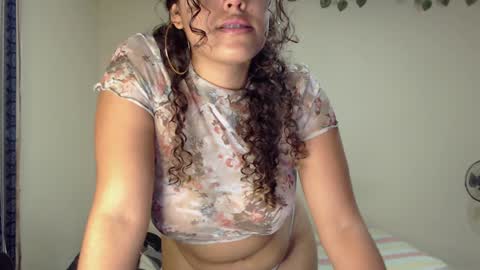 Snapshot of naudiz chatting on 01-23-25, 06:49 Eimy online show from 01-23-25, 06:49