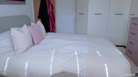 Bex currently on maternity leave online show from 03-26-26, 11:27