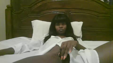 Snapshot of naughty_babe000 chatting on 01-08-26, 08:44 alisha online show from 01-08-26, 08:44