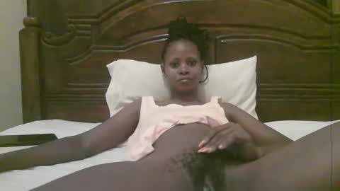 Snapshot of naughty_babe000 chatting on 01-16-26, 08:02 alisha online show from 01-16-26, 08:02