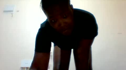 Snapshot of naughty_baddie5 chatting on 06-12-26, 09:25 candy online show from 06-12-26, 09:25