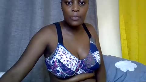 Snapshot of naughty_booby chatting on 05-25-26, 03:12 Bettybooby online show from 05-25-26, 03:12