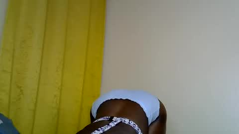 Snapshot of naughty_booby chatting on 05-25-26, 03:40 Bettybooby online show from 05-25-26, 03:40