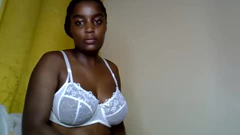 Snapshot of naughty_booby chatting on 05-27-26, 02:30 Bettybooby online show from 05-27-26, 02:30