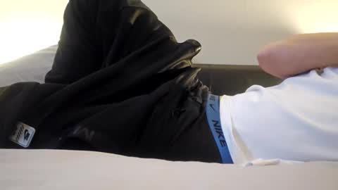 Mr Curious online show from 10-08-25, 03:53