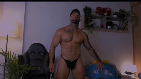 Snapshot of naughty_dominant chatting on 03-02-25, 03:45 Miller online show from 03-02-25, 03:45