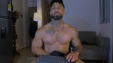 Snapshot of naughty_dominant chatting on 03-04-25, 06:47 Miller online show from 03-04-25, 06:47