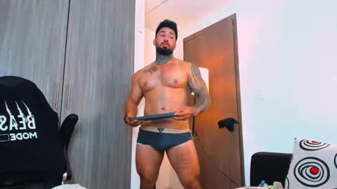 Snapshot of naughty_dominant chatting on 10-05-25, 01:31 Miller online show from 10-05-25, 01:31